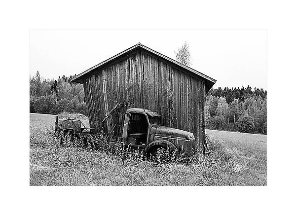 Lada och volvo lastbil